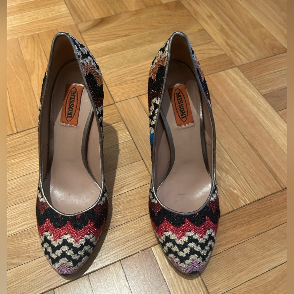 Missoni Zigzag Patterned Heels in Red and Black
